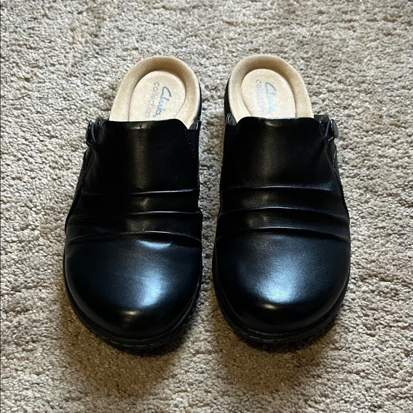 Clarks Comfort Black Leather Casual Mules - Picture 5 of 6